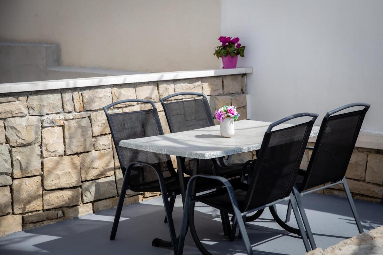 Apartmani Tomas Tučepi Exterior foto